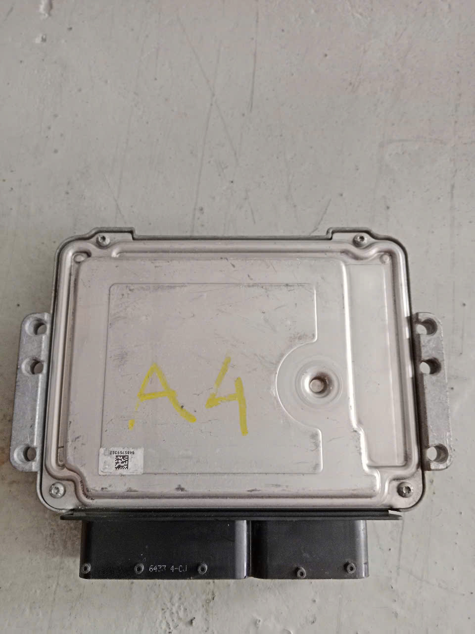 HỘP ĐIỀU KHIỂN ĐỘNG CƠ HYUNDAI/KIA 39120 2A400 EDC17C53