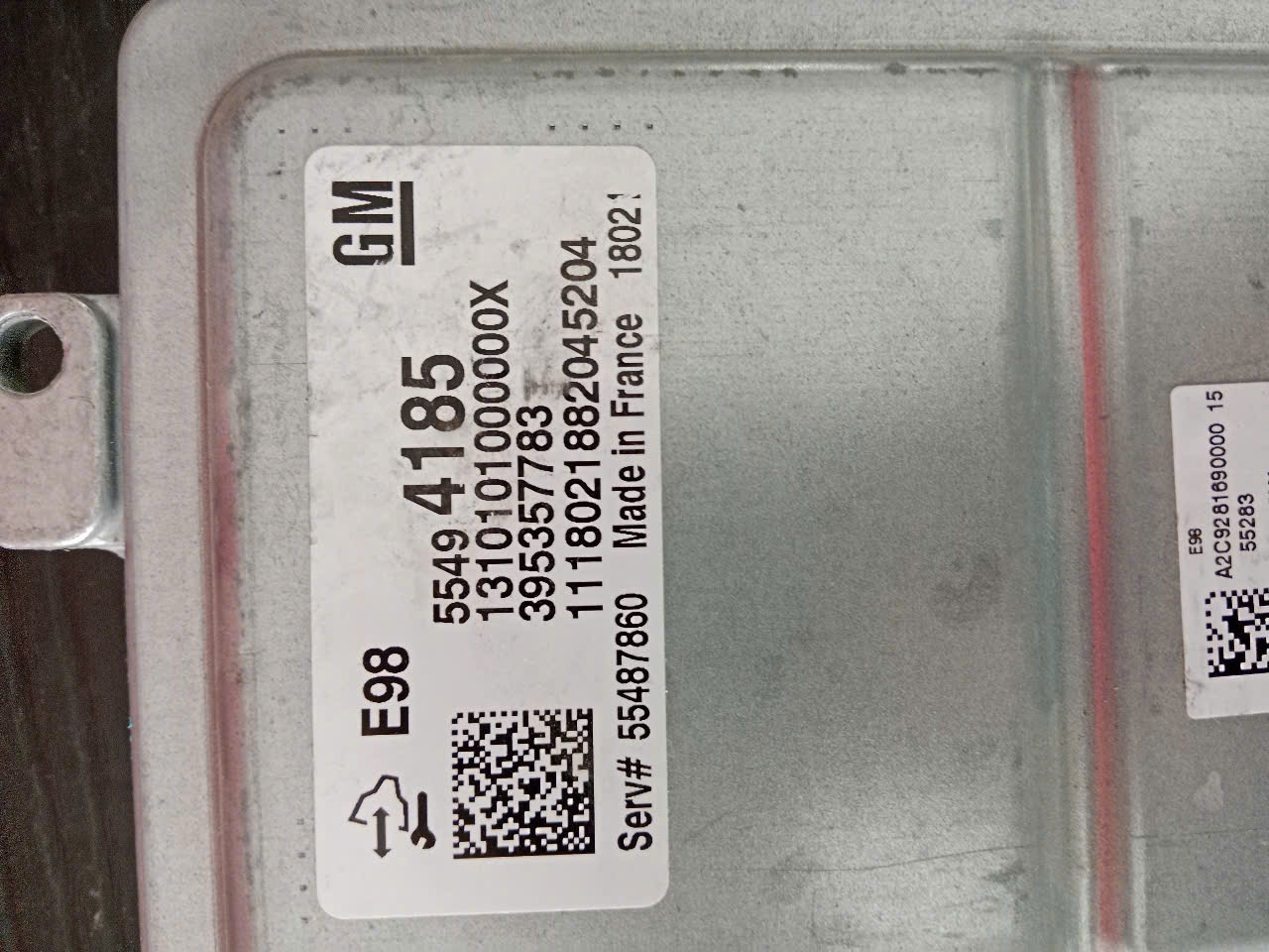 Hộp ECU điều khiển động cơ Chevrolet Daewoo Trax E98 55494185